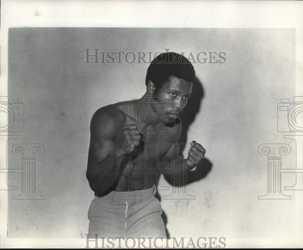 1975 Press Photo Warren Matthews, New Orleans Featherweight Boxer- Historic Images