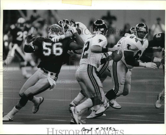 1990 Press Photo Football player Pat Swilling,