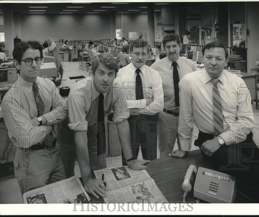 1980 Press Photo Staff at New Orleans Times-Picayune Publishing Corporation- Historic Images