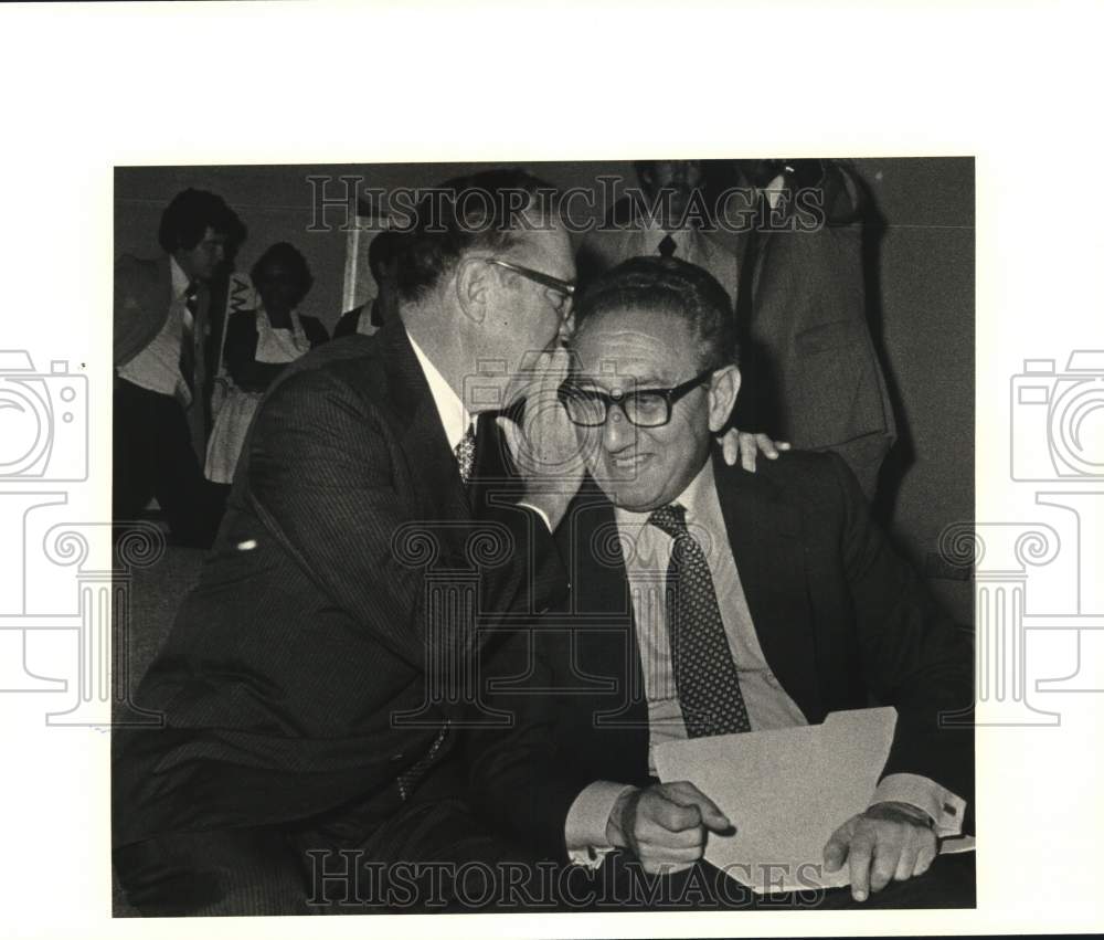 1979 Press Photo Henry A. Kissinger, former U.S. State Secretary, and company - Historic Images