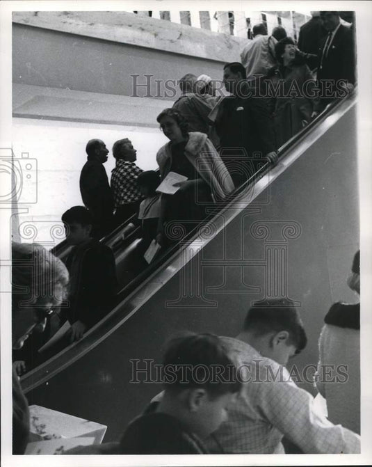 1968 Press Photo Times-Picayune Publishing Company New Plant Open House