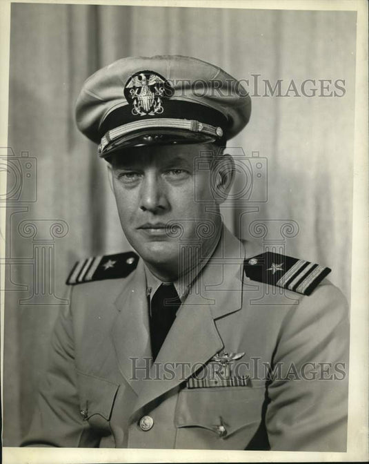 Press Photo Lighter-Than-Air Base Lieutenant Commander Thomas M. Whelan