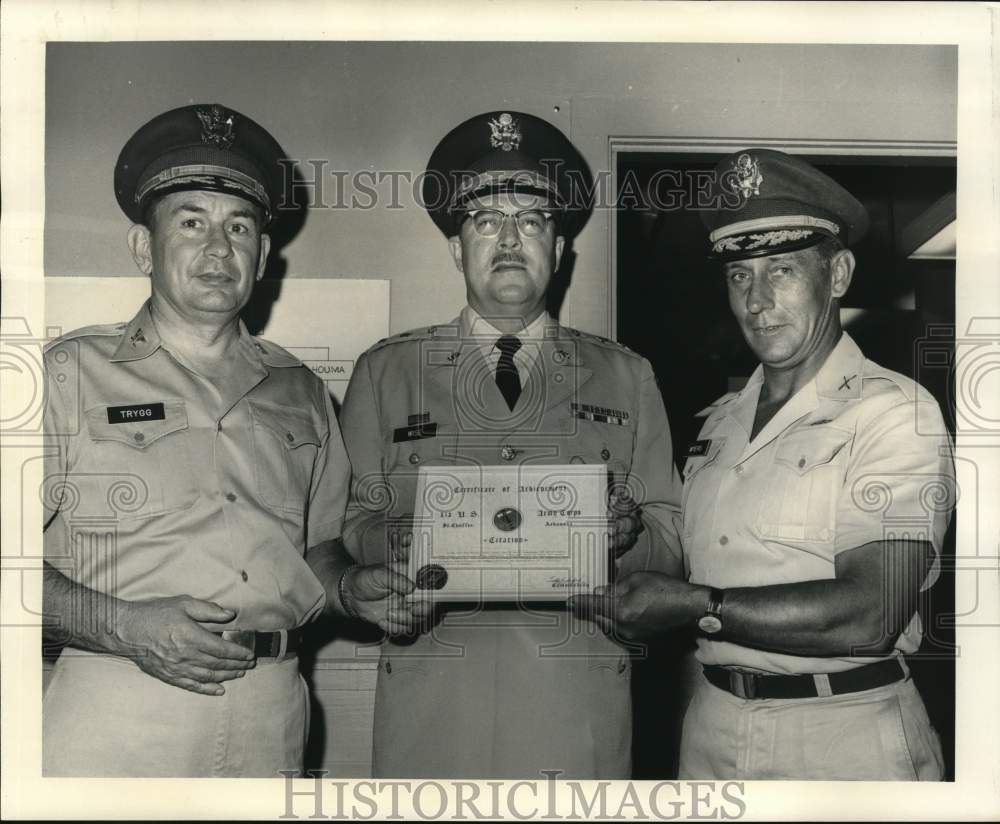 1965 Press Photo Colonel John Myers with Men at Camp Le Roy Johnson Ceremony