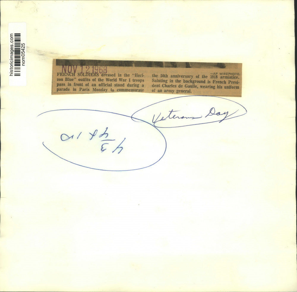 1968 Press Photo French President Charles de Gaulle watches Soldiers in Review