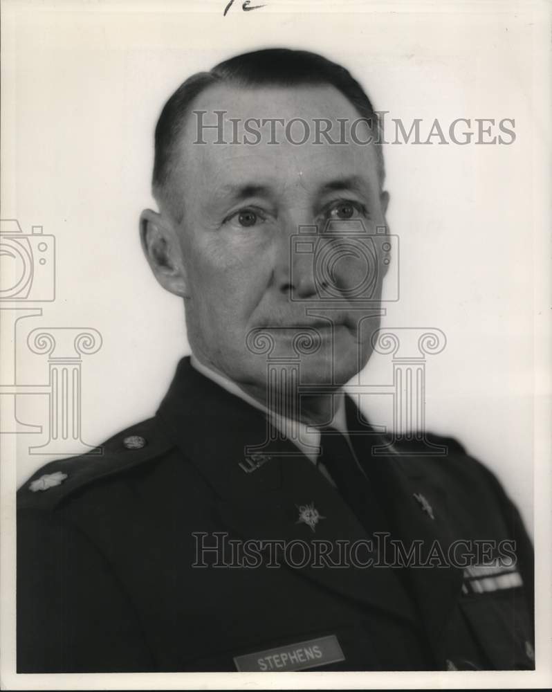 1960 Press Photo Lieutenant Colonel William Stephens of Army Terminal Command