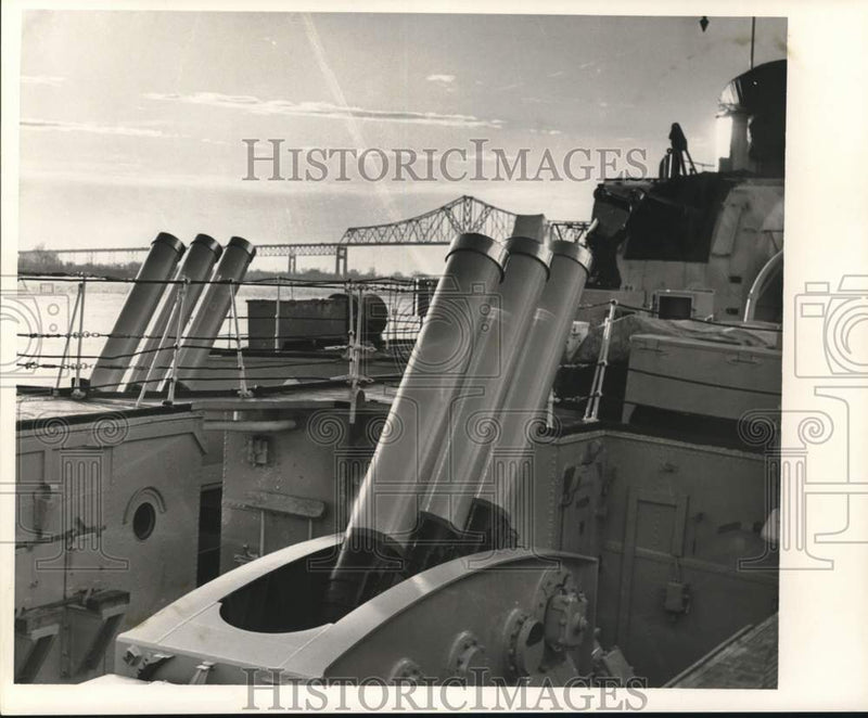 Load image into Gallery viewer, 1967 Press Photo HMS Zest, anti-submarine frigate of the British Royal Navy

