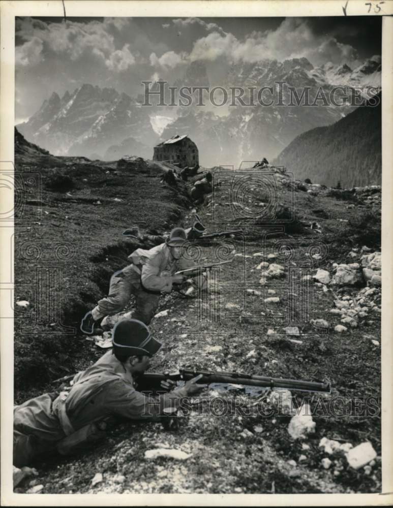 1952 Press Photo Albini NATO Troops in the Italian Alps - nom08864