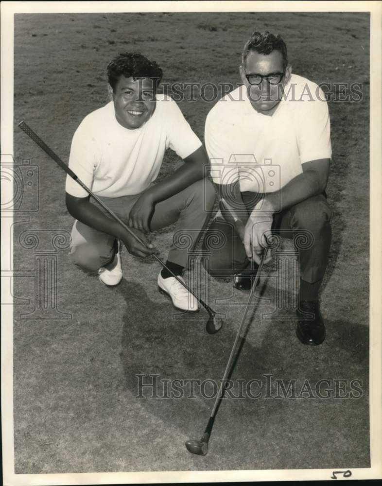 1968 Press Photo Richard Martinez and Dick Chassee, U.S. Open Golfers- Historic Images