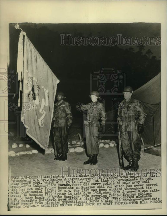 1953 Press Photo Charles Eason and Charles Rogers of the 31st Regiment, Korea