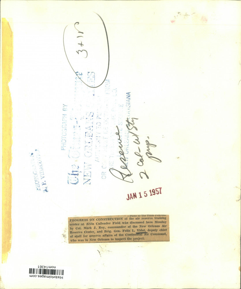 1957 Press Photo Reserve Officials Talk Air Reserve Training Center Construction