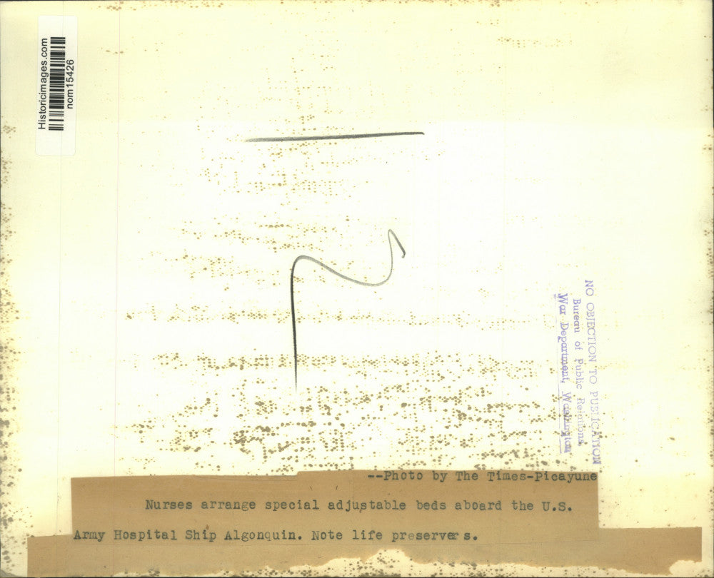 Press Photo Nurses work aboard the U.S. Army Hospital Ship Algonquin.