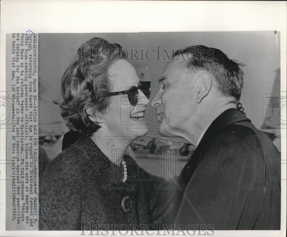 1965 Press Photo Ambassador Maxwell Taylor and Wife After Return from Vietnam