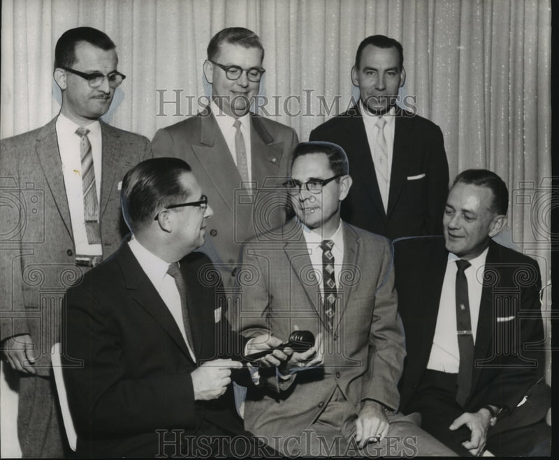 Load image into Gallery viewer, 1959 Press Photo New Orleans Retail Credit Association leaders - noo00048
