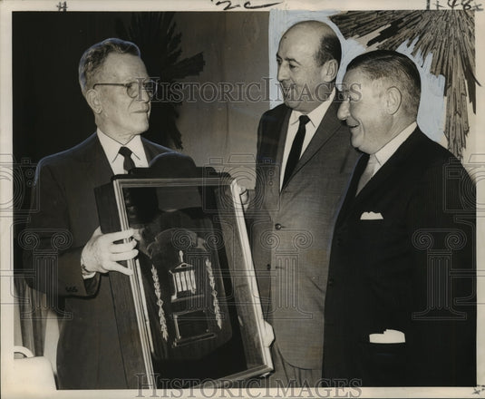 1961 Press Photo George Danziger Achievement Trophy presented to him - noo00106