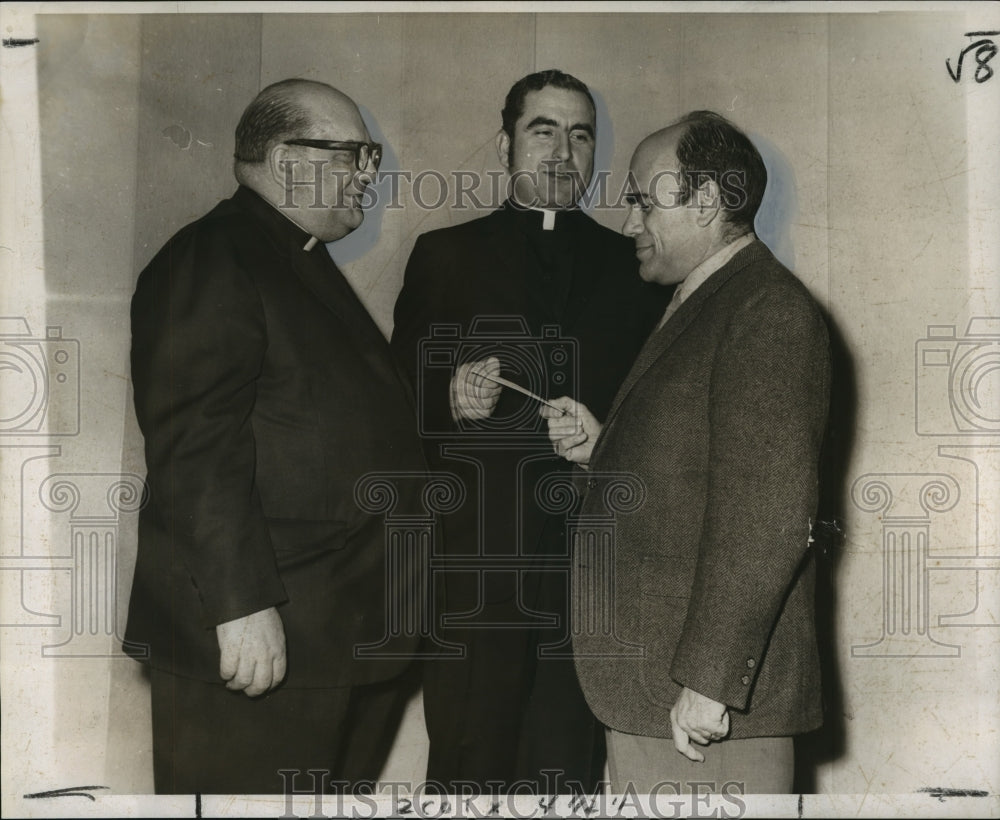 1970 Press Photo Christ the King members present gift to Rev. Joseph Bourgeois