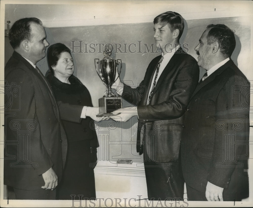 1967 Press Photo A Fortier chapter organization is recognized as a music leader