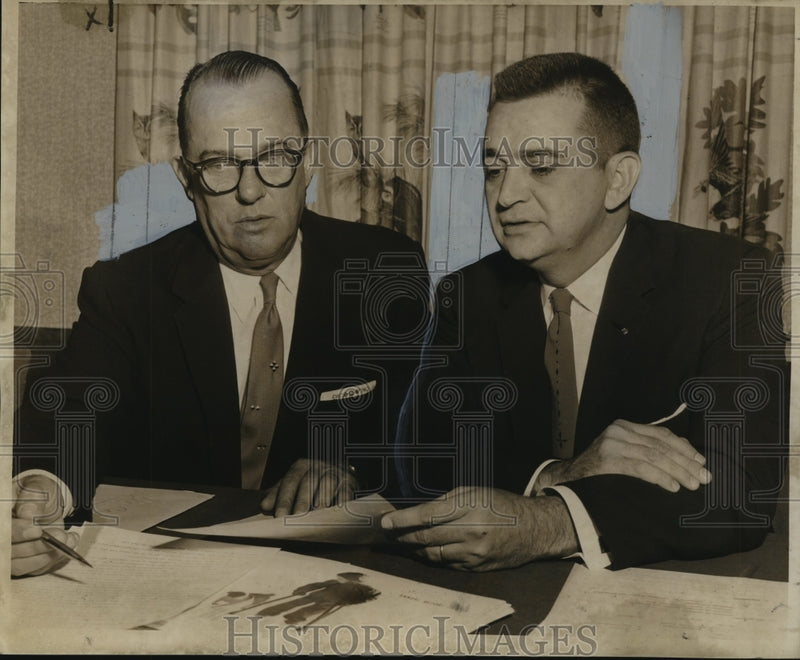 Load image into Gallery viewer, 1958 Press Photo R.J. Castille &amp; J.B. Blitch, delegates of Crippled Children
