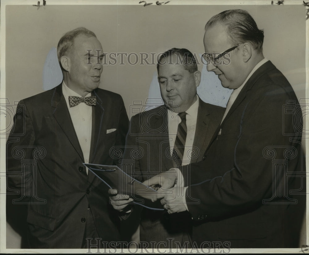 1961 Press Photo Lions Club of New Orleans planning a sight conservation drive