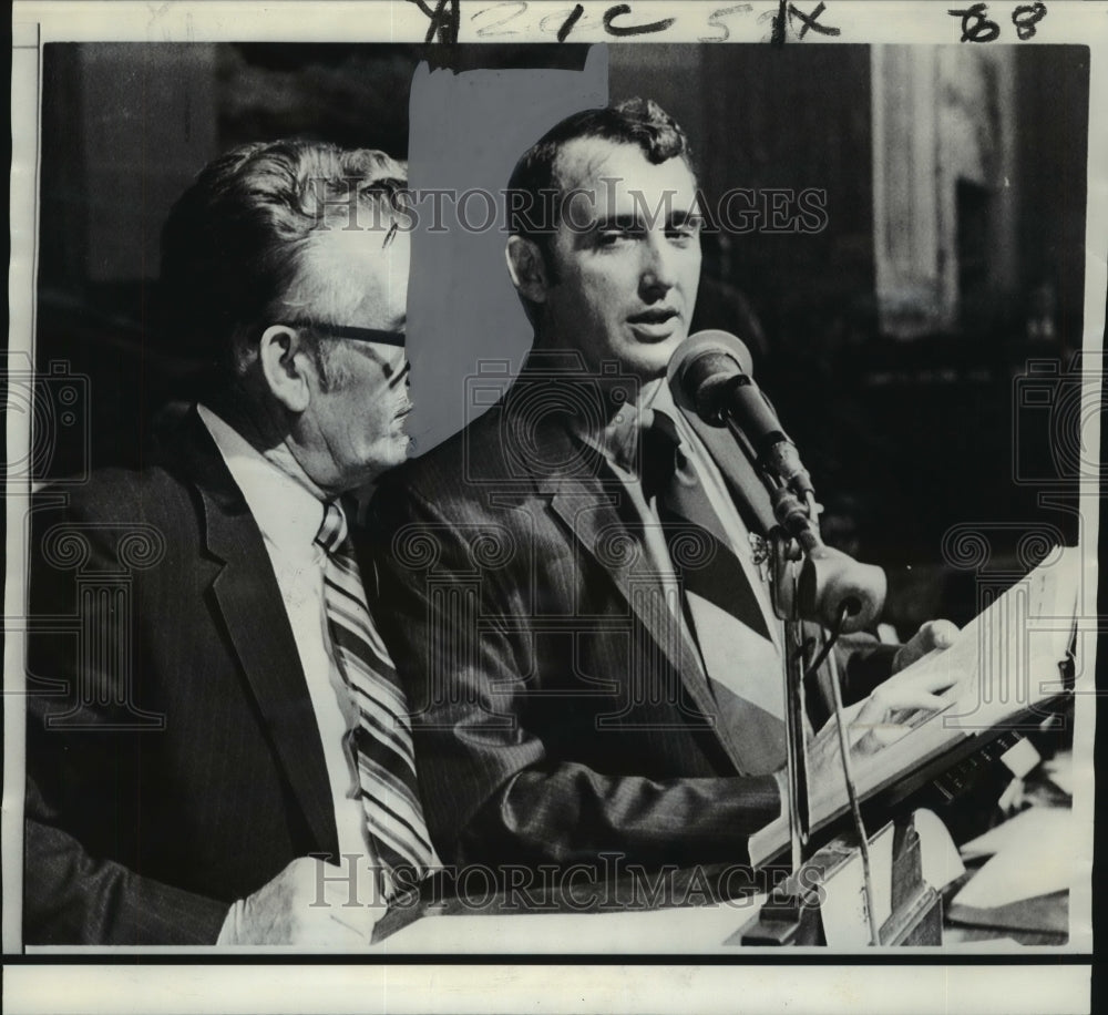 1970 Press Photo Rep. E.L. Henry of Jonesboro with Rep. Parey Branton, Shongaloo- Historic Images