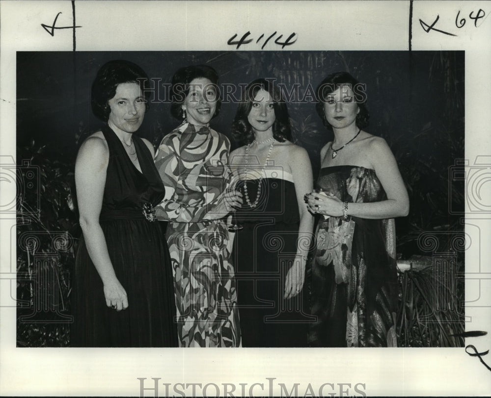 1979 Press Photo Members of Committees in Planning of the Angel Ball- Historic Images