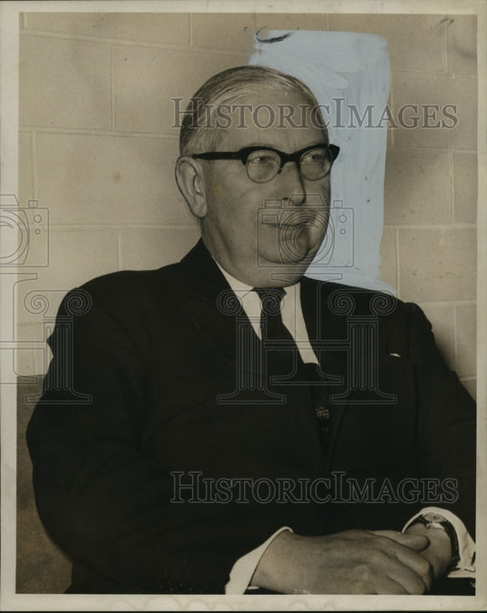 1966 Press Photo Lord Russell Brain delivers Rudolph Matas lecture - noo00773