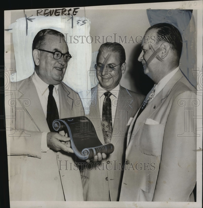 Load image into Gallery viewer, 1955 Press Photo National Retail Credit Association delegates during banquet
