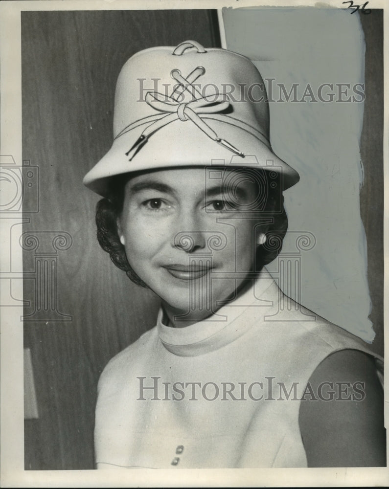 1968 Press Photo Dr. Julianna Boudreaux, Assistant Superintendent New Orleans