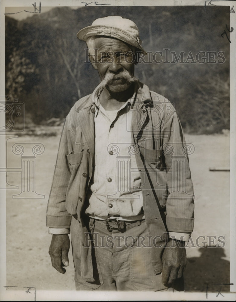 1954 Press Photo Charlie Washington, descendant of New Englander - noo01049