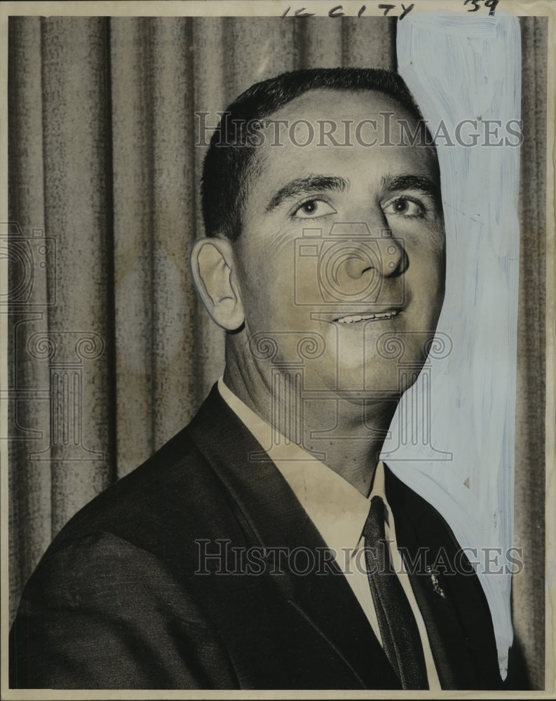 1966 Press Photo Dan W. Bonin, president of Second Congressional District