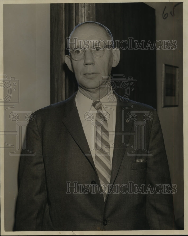 1963 Press Photo Washington D.C Deputy assistant secretary of labor Nelson Bortz- Historic Images