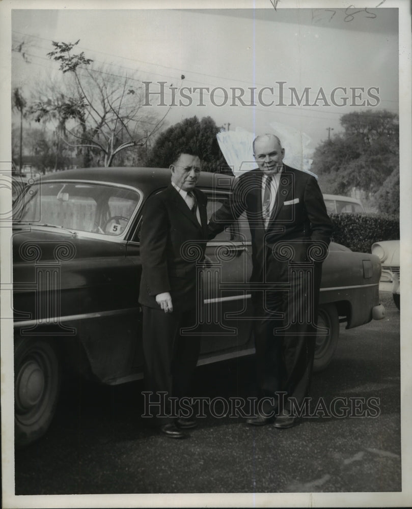 1957 Press Photo Provosty Dayries & State Police Superintendent John Nick Brown