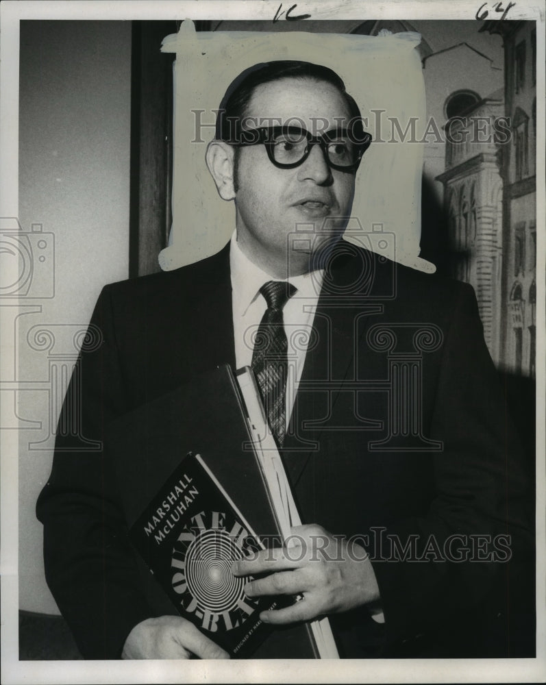 1969 Press Photo Brother Alexis Gonzales, teacher at Antonian High School