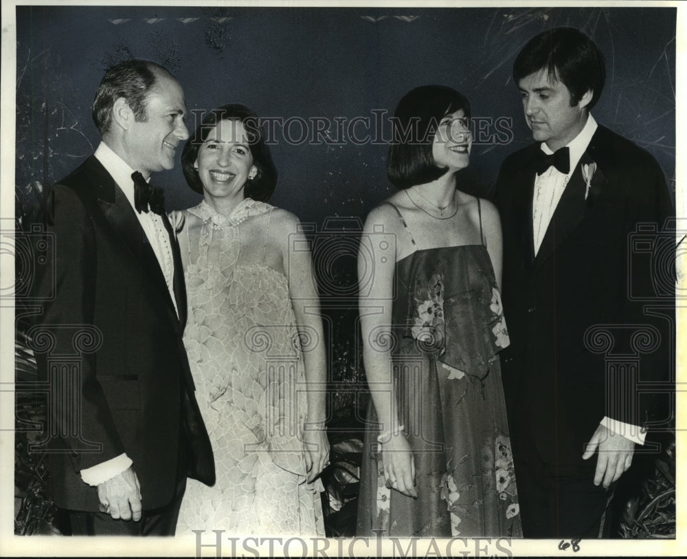 1979 Press Photo Angel Ball. Co-chairmen and their husbands, Buchsbaum, Abadie- Historic Images