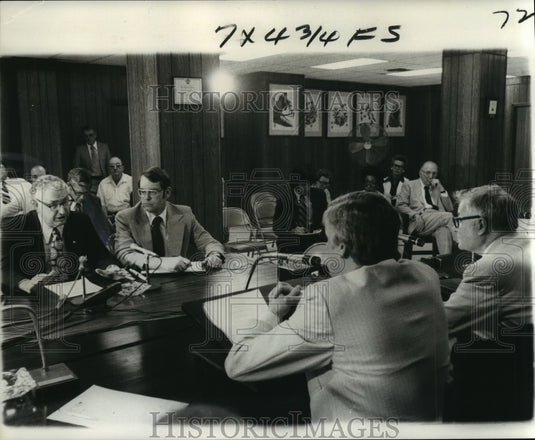 1976 Press Photo South Central Bell's David Buck at the Public Service Commision- Historic Images