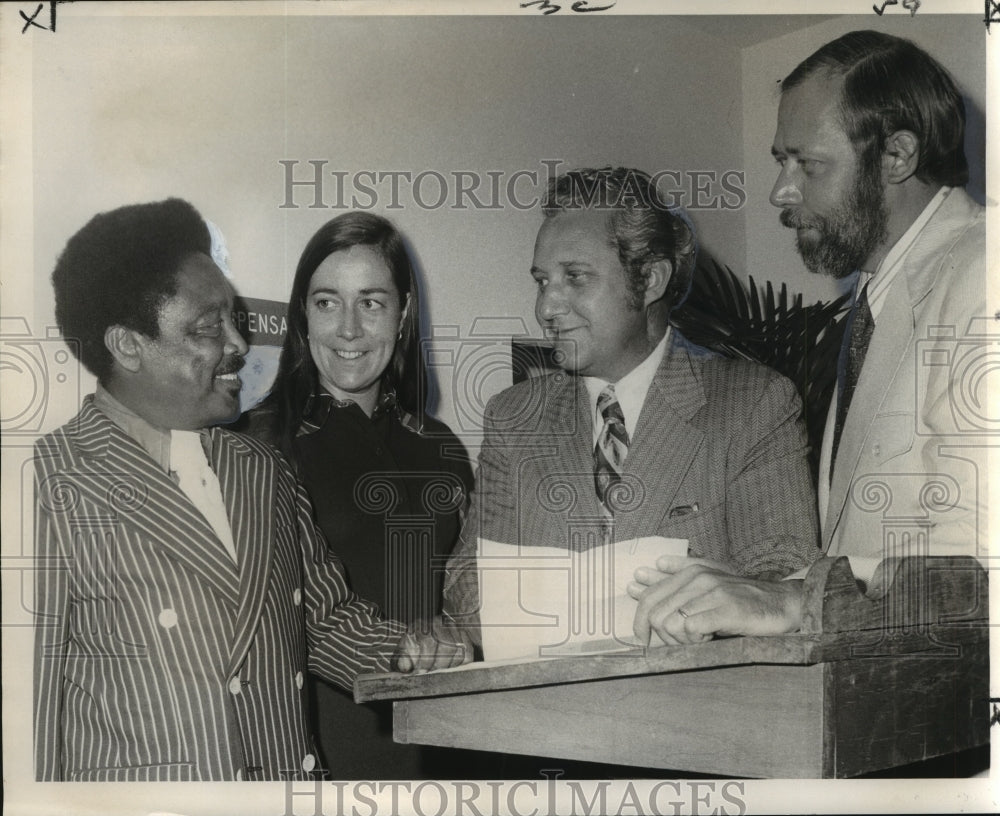 1972 Press Photo Drug abuse treatment facility dedication in Algiers- Historic Images