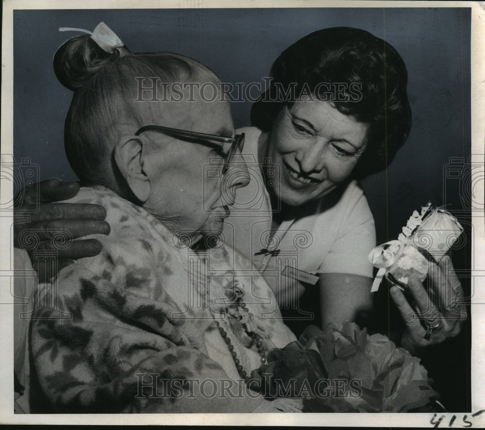 1970 Press Photo Miss Agnes Byrnes celebrates her 104th birthday in Louisiana- Historic Images