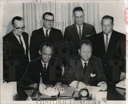 1967 Press Photo Postmasters at a joint Postal services day ceremony in Gretna