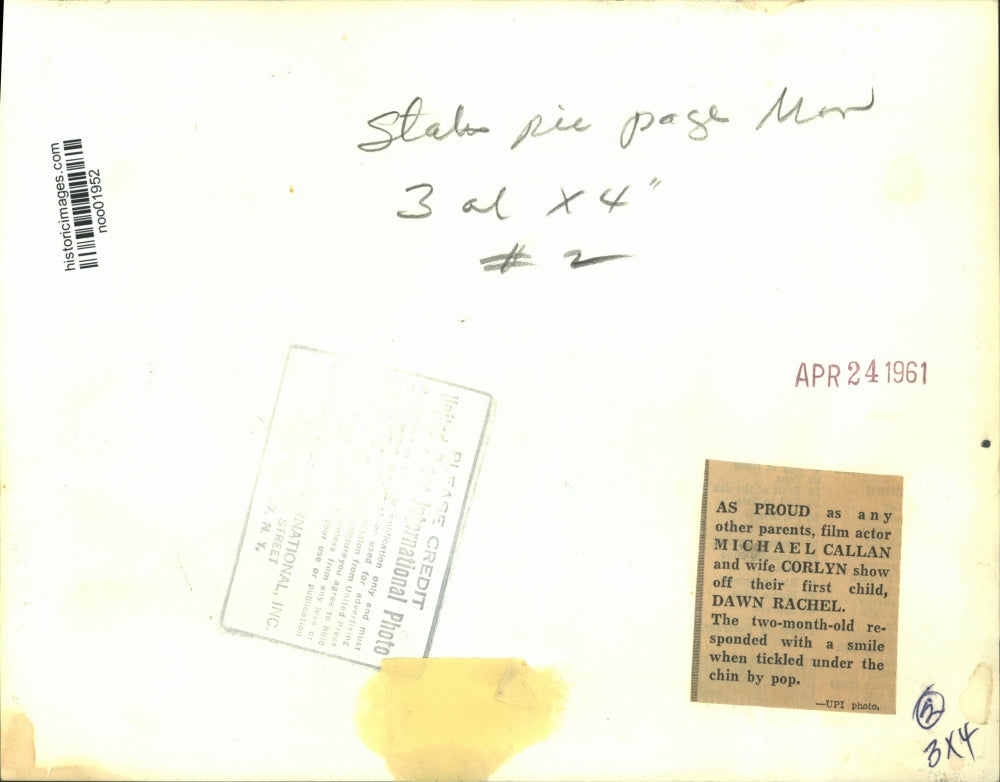 1961 Press Photo Film actor Michael Callan & wife Corlyn with their first child