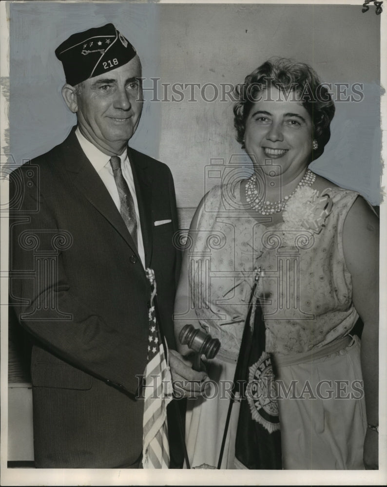 Load image into Gallery viewer, 1963 Press Photo The American Legion joint-installation meeting - noo02163
