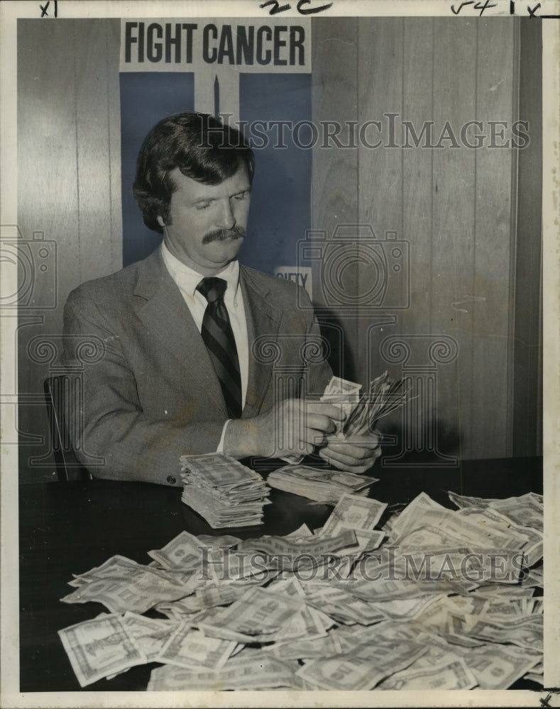 1973 Press Photo James Brooks, Co-chairman Independent Business Campaign- Historic Images