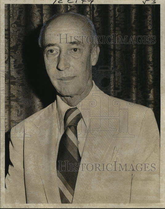 1971 Press Photo Dr. Richard L. Buck - noo02341