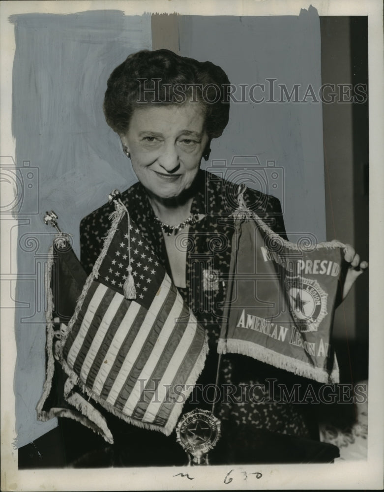 1952 Press Photo Mrs. Euga Campbell, president of American Legion auxiliary