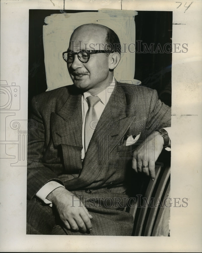 1951 Press Photo Hollywood agent New Brown in New Orleans - noo02678
