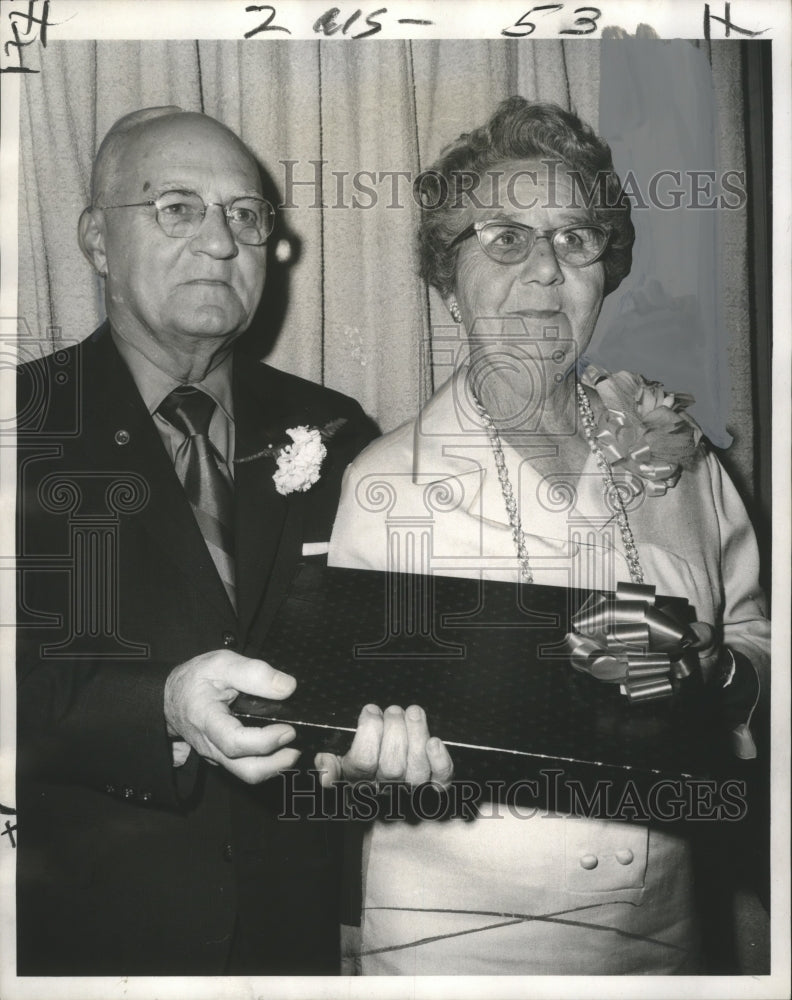 1970 Press Photo 50th wedding anniversary of Mr. &amp; Mrs. Clarence R. Caster Sr.- Historic Images