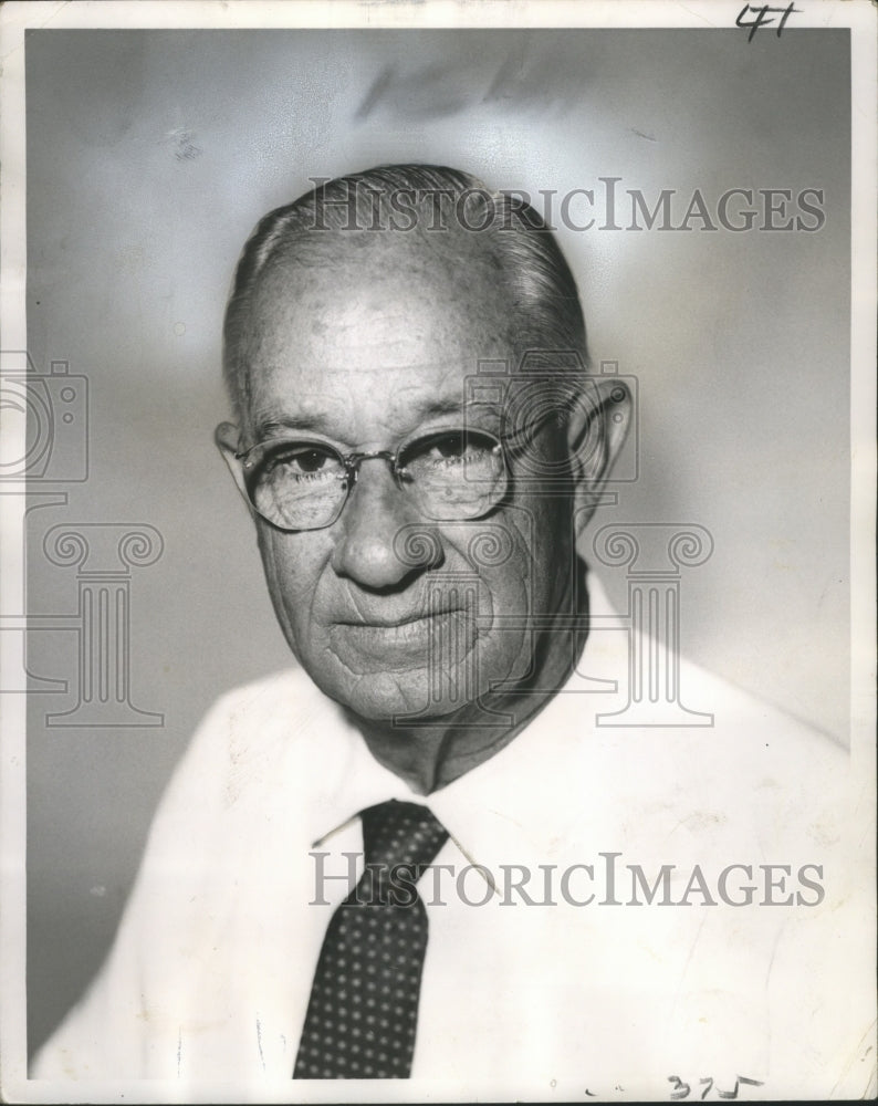 1965 Press Photo Philip M. Caldwell, Customs Agency Service Retired Employee