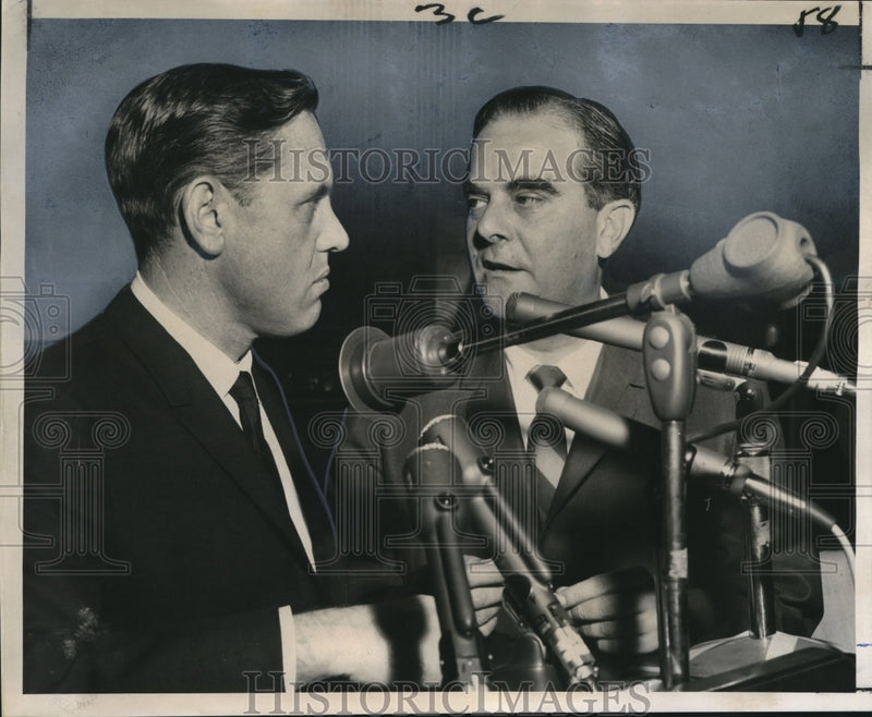 Load image into Gallery viewer, 1964 Press Photo The Democratic State Central Committee meeting in Baton Rouge
