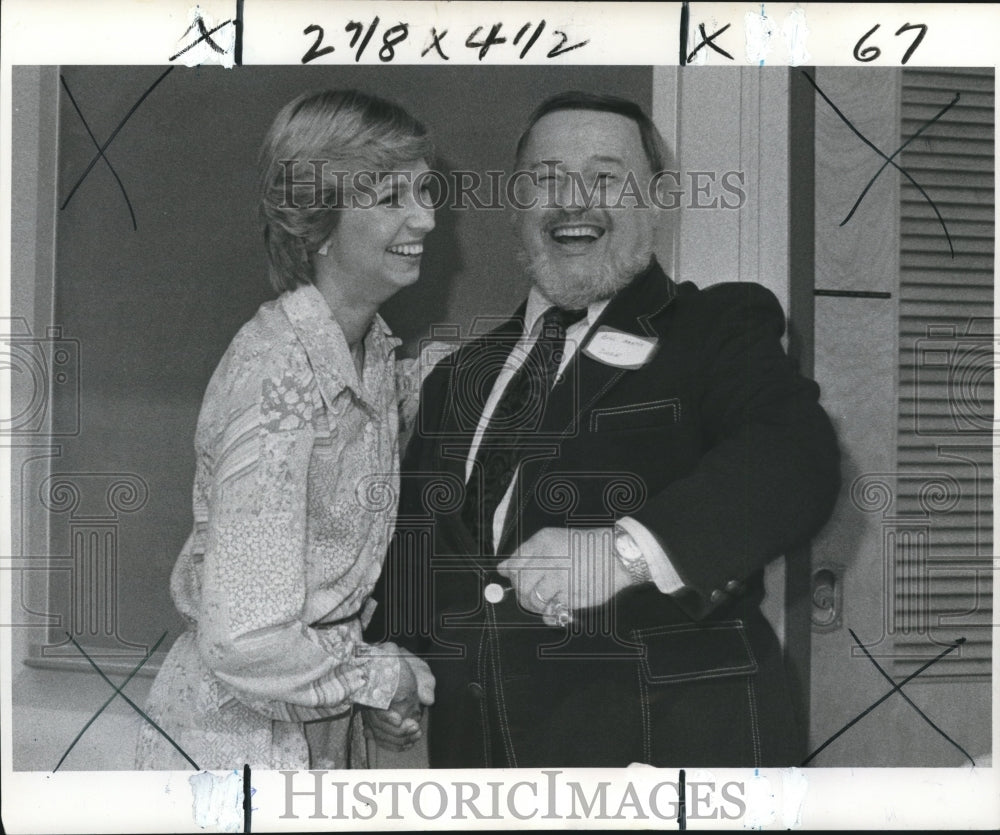 1977 Press Photo Judge Bill Martin and Prize Winner Mrs. Charity Caccioppi- Historic Images