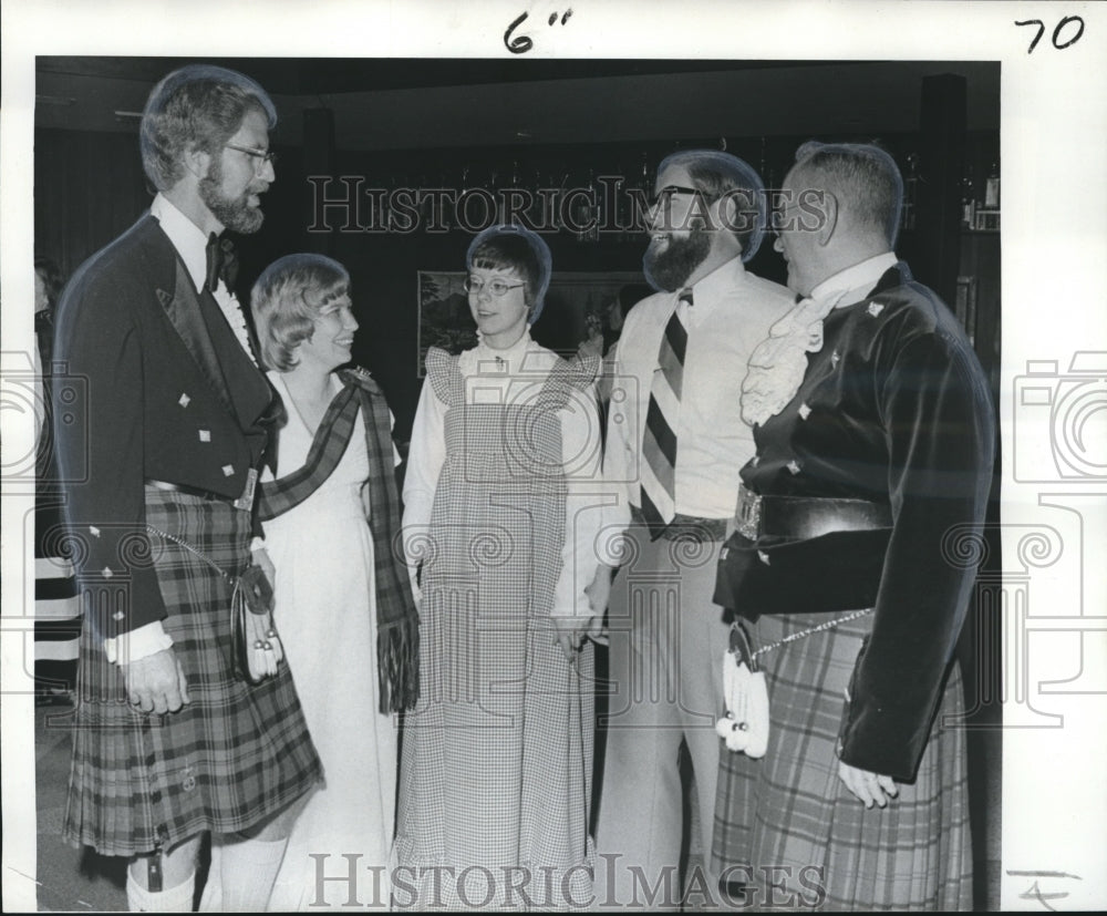 1976 Press Photo Bill, Sheila Muzzy, Dawn, Bill Rutherford, Maxwell Wright