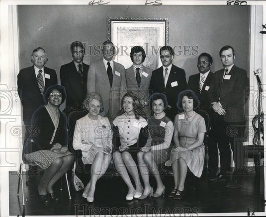 1974 Press Photo Members of the New Orleans Bicentennial Commission with Mayor- Historic Images
