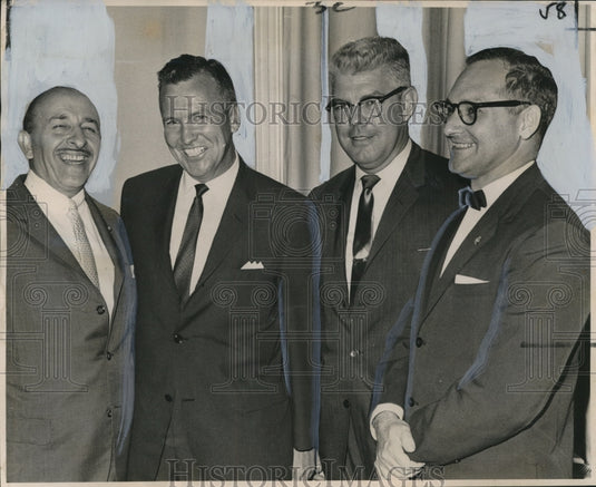 1964 Press Photo New Orleans mosquito control director George T. Carmichael